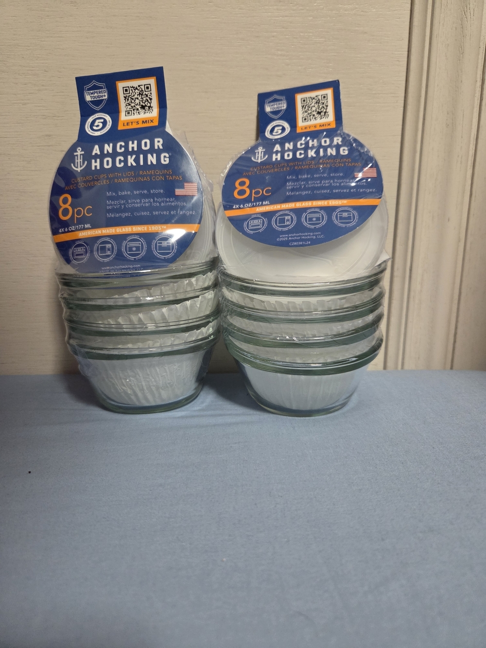 Two Sets Of Anchor Hocking Glass Custurd Cups With Lids 8 Piece